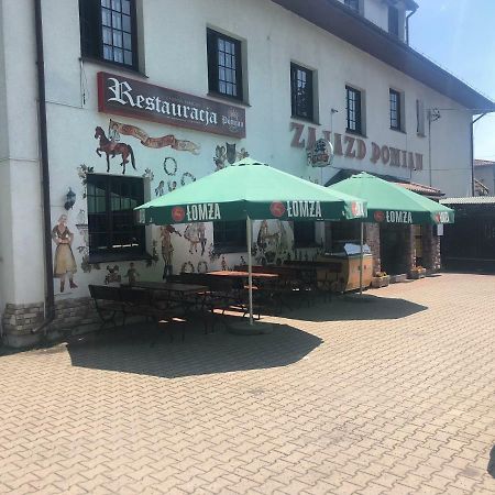 Zajazd Pomian Ozarow Mazowiecki Zewnętrze zdjęcie